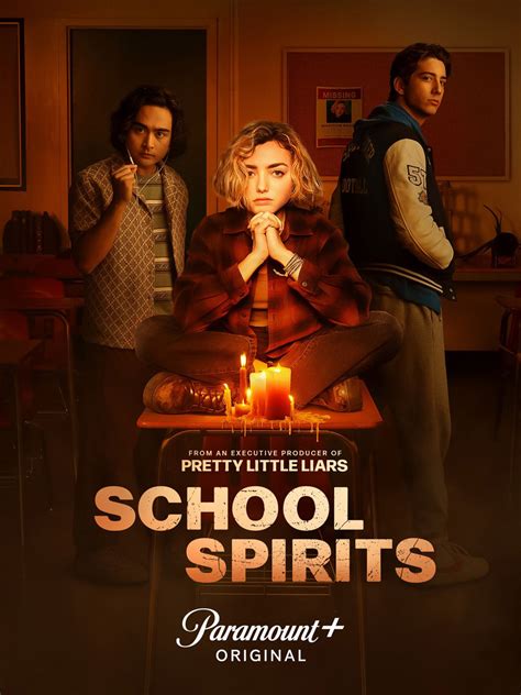 Espíritus en la escuela (2023) (Serie TV) .
